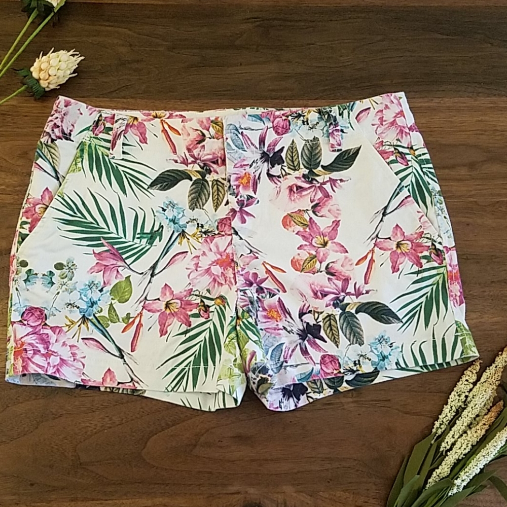 Women's Hawaiian Floral Shorts